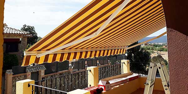empresa toldos lonas pergolas 02 - Empresa de toldos, pérgolas y lonas en Sotillo de la Adrada